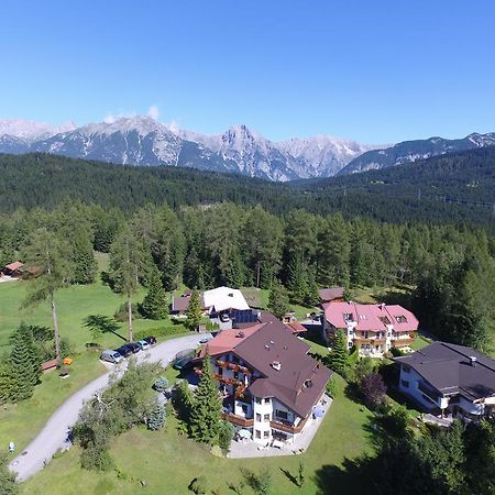 Landhaus Charlotte Am Geigenbuehel -Apartments Seefeld in Tirol Eksteriør billede