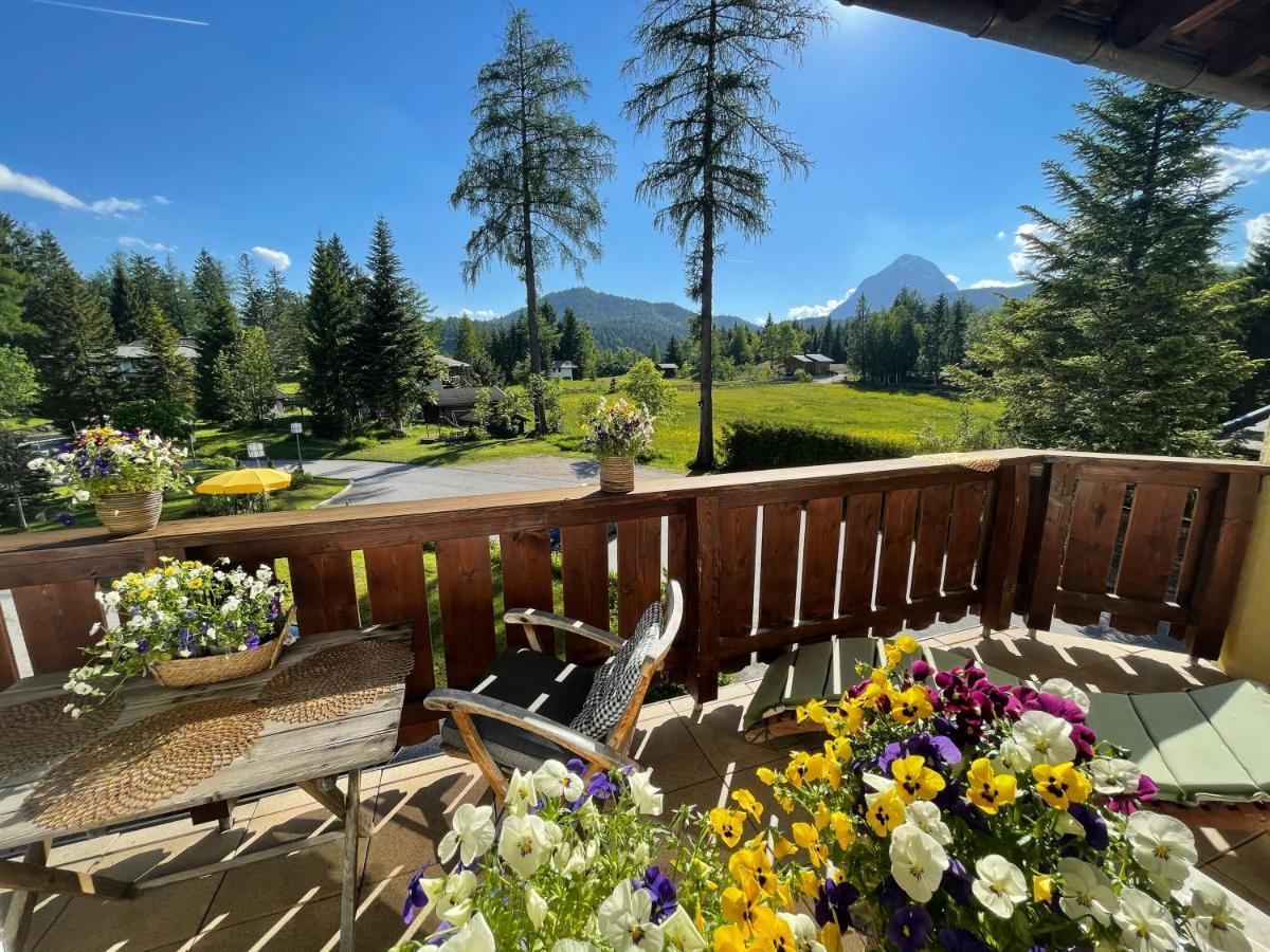 Landhaus Charlotte Am Geigenbuehel -Apartments Seefeld in Tirol Eksteriør billede