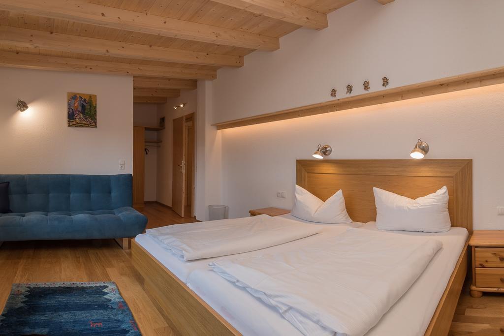 Landhaus Charlotte Am Geigenbuehel -Apartments Seefeld in Tirol Eksteriør billede