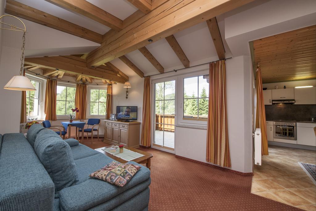 Landhaus Charlotte Am Geigenbuehel -Apartments Seefeld in Tirol Eksteriør billede