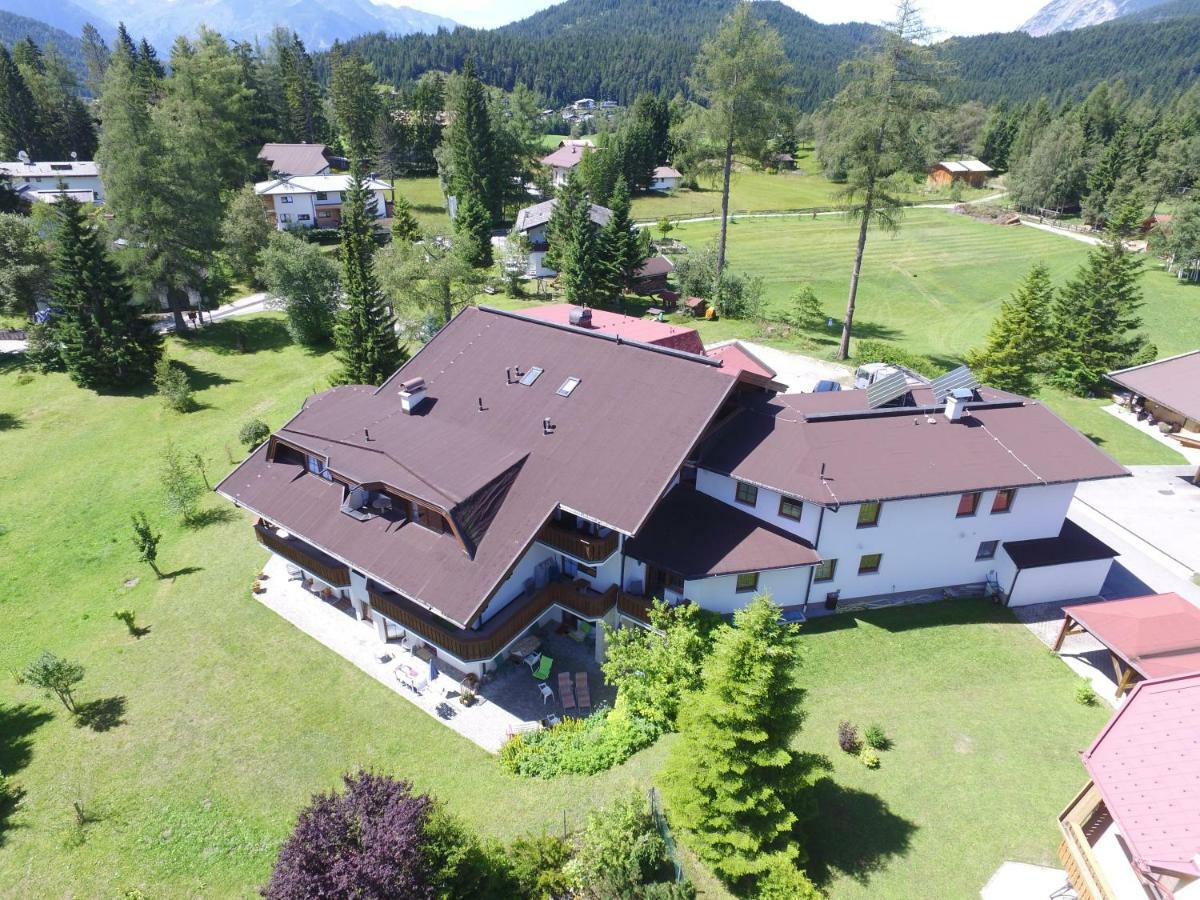 Landhaus Charlotte Am Geigenbuehel -Apartments Seefeld in Tirol Eksteriør billede